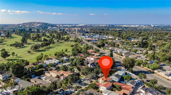 Long Beach, CA 90804,904 Terraine AVE