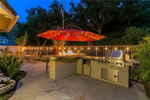 Anaheim Hills, CA 92807,835 S Amber LN