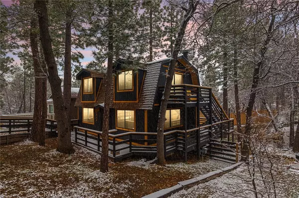 737 Wabash LN, Sugarloaf, CA 92386