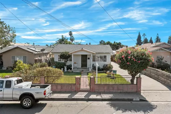 430 E Adams ST, Santa Ana, CA 92707