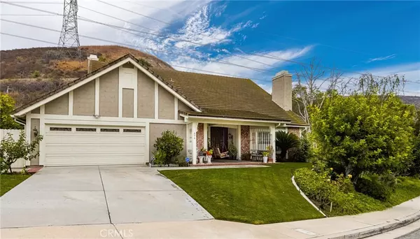 Anaheim Hills, CA 92807,676 S PATHFINDER TRAIL