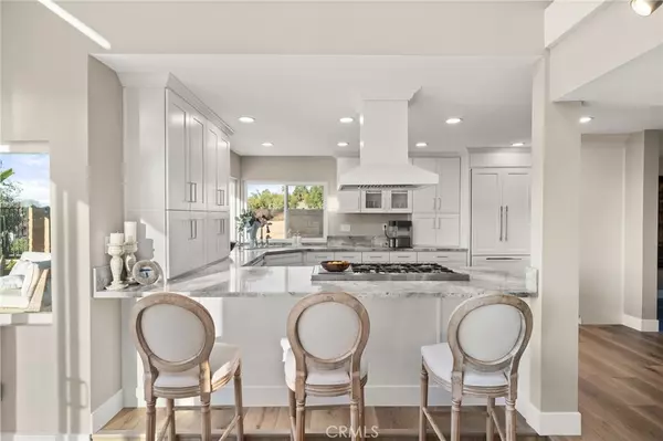 Anaheim Hills, CA 92807,6691 E Smokewood CIR