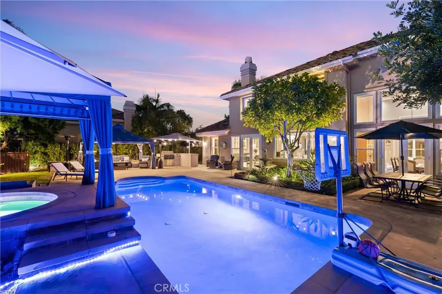 10161 morningstar CIR, Villa Park, CA 92861