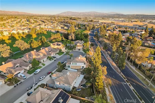 Placentia, CA 92870,121 Downey LN