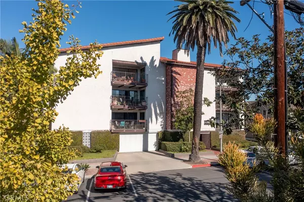 Long Beach, CA 90802,1525 E Appleton ST #406