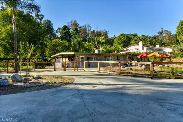 2128 El Cajonita DR, La Habra Heights, CA 90631