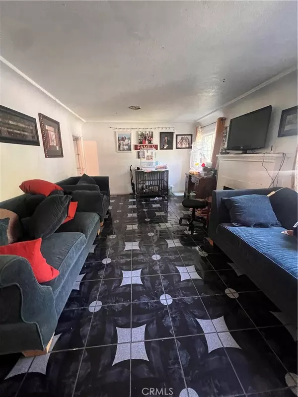 Pomona, CA 91766,1232 W 6th ST