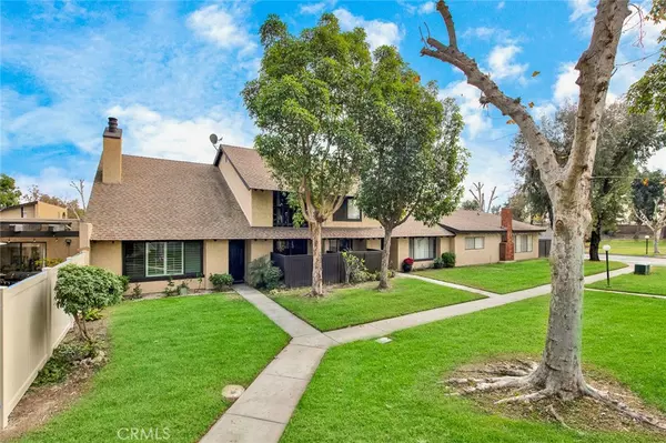 1711 Park Glen CIR #C, Santa Ana, CA 92706