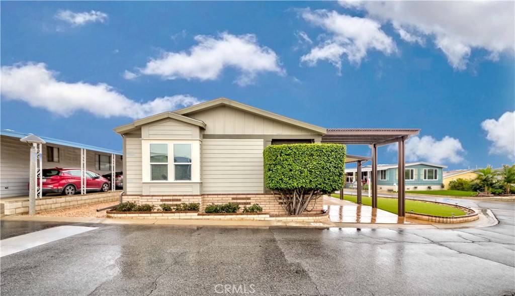 La Habra, CA 90631,1001 W Lambert RD #255