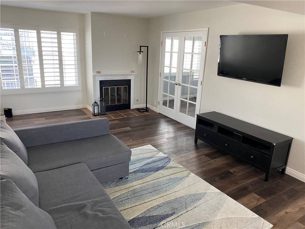 2599 Walnut AVE #219, Signal Hill, CA 90755