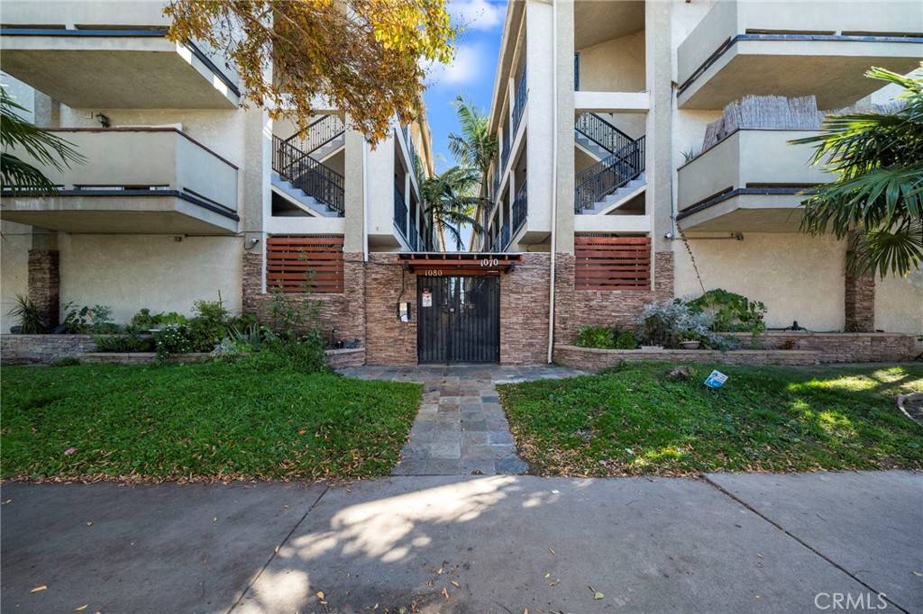 Long Beach, CA 90804,1070 Temple AVE #201