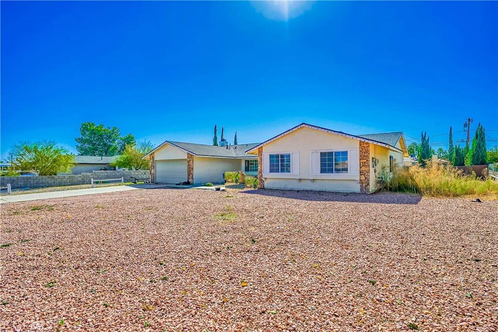 14561 Coalinga RD, Victorville, CA 92392