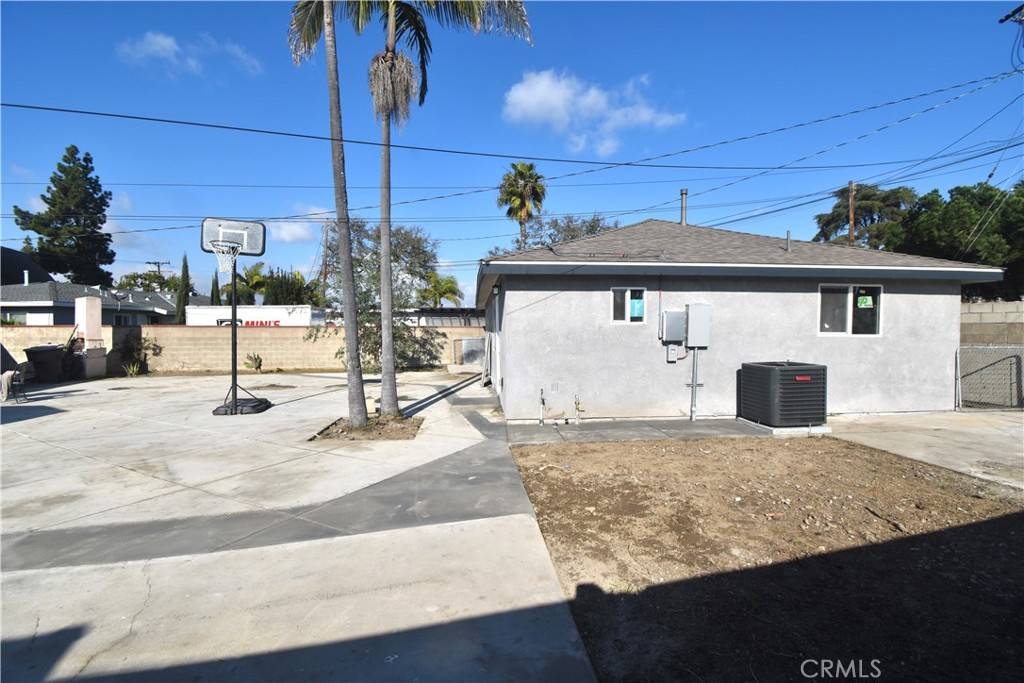 Garden Grove, CA 92844,13122 Galway St