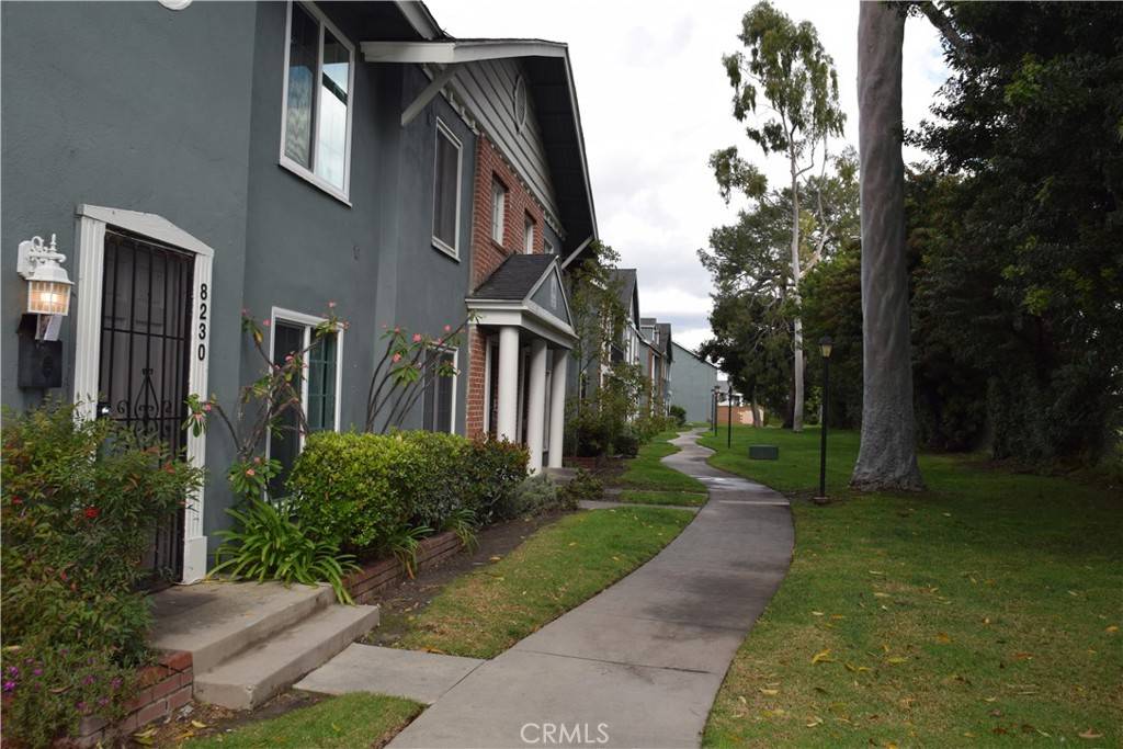 Buena Park, CA 90620,8230 Santa Inez DR