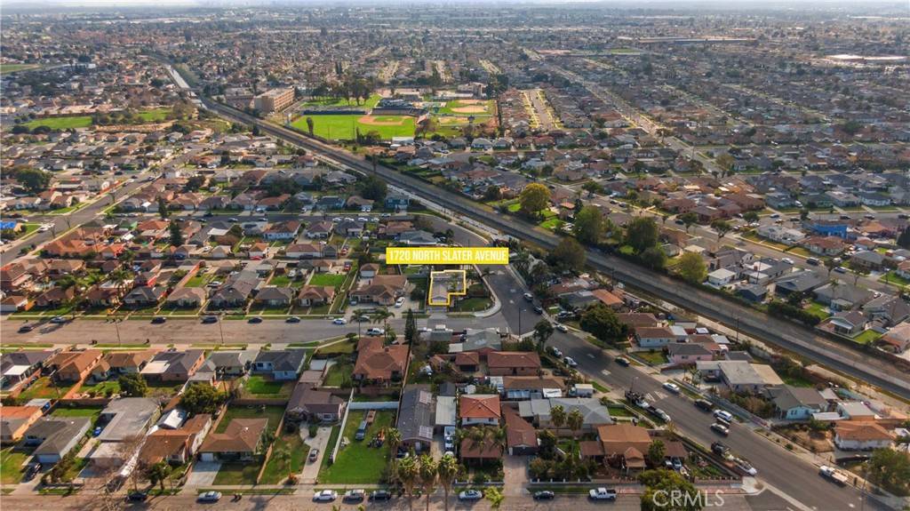 Compton, CA 90222,1720 N Slater AVE