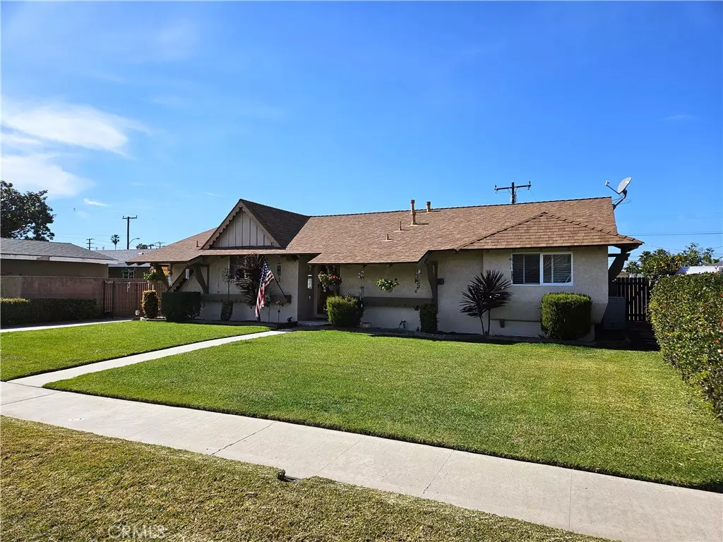 Anaheim, CA 92804,1425 S Vinevale ST