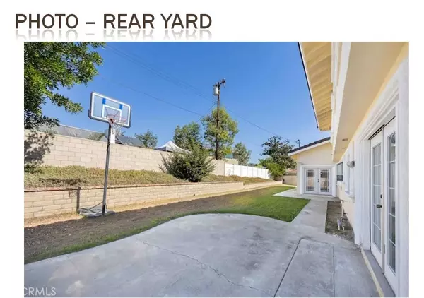 Fullerton, CA 92835,949 Sandalwood AVE