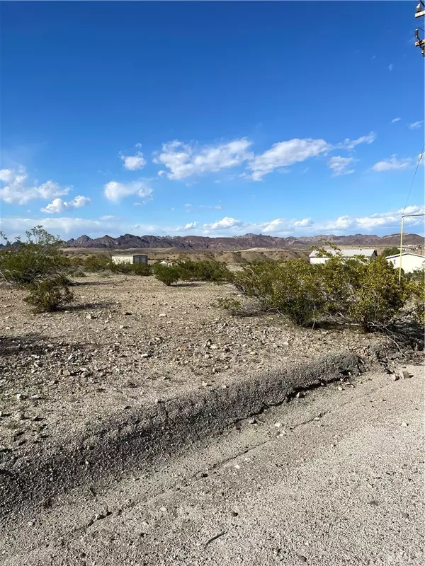 26 LOT # Thuderbird LN, Needles, CA 92363