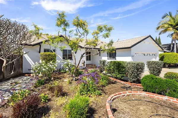 Placentia, CA 92870,319 Moonbeam DR