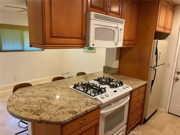 Anaheim, CA 92805,1005 S Barnett ST
