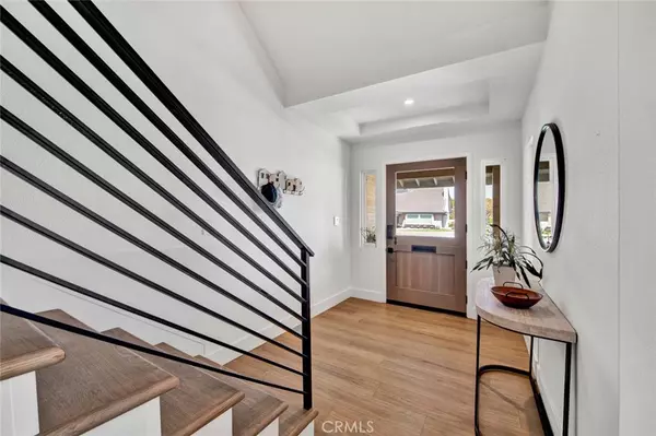 Huntington Beach, CA 92646,21921 Starfire LN