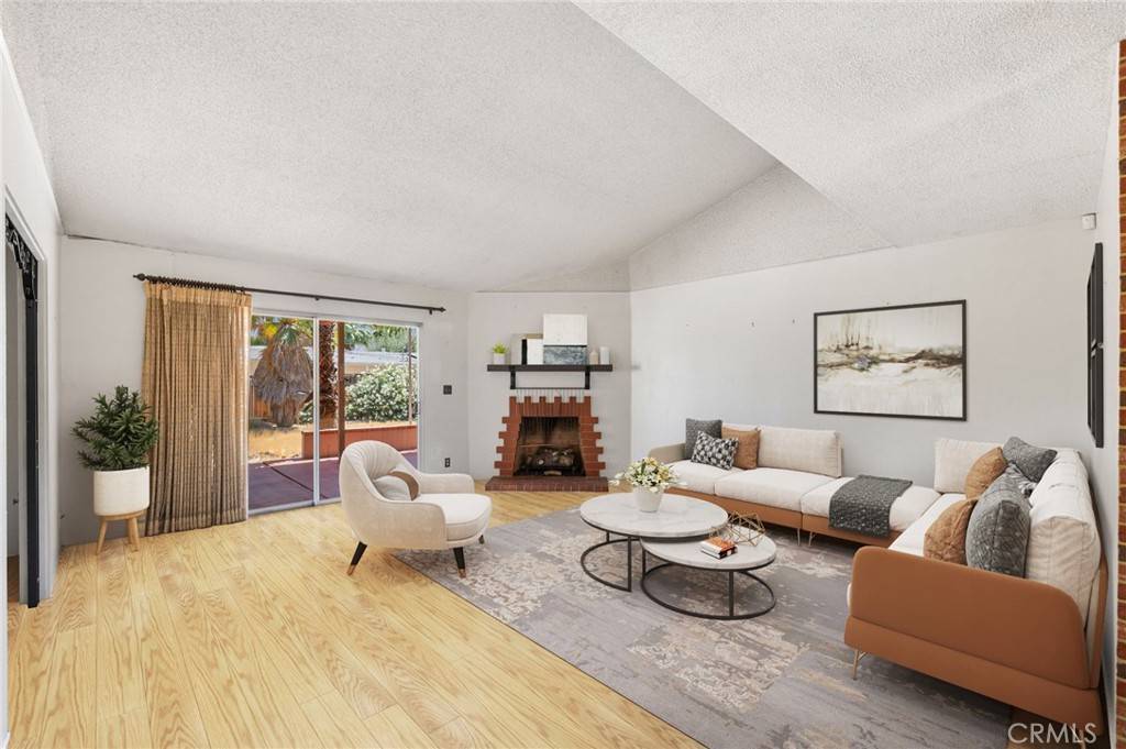 Palm Springs, CA 92264,837 S Riverside DR