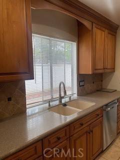 La Habra, CA 90631,760 Hampshire LN