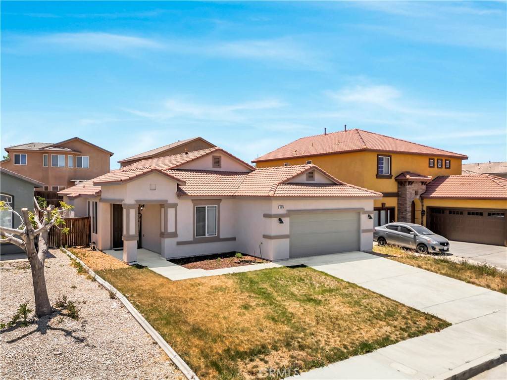 Hesperia, CA 92344,9376 Agave DR