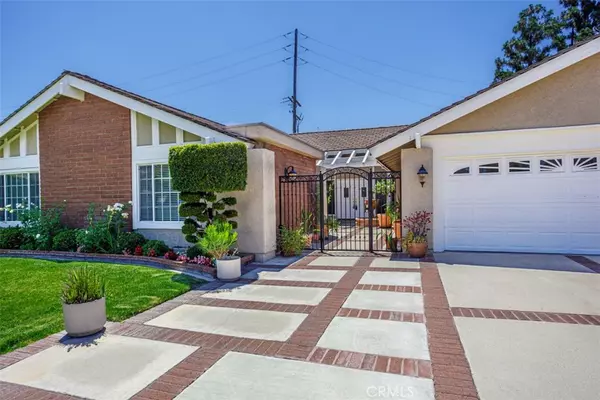Villa Park, CA 92861,10231 Robin Hood CIR