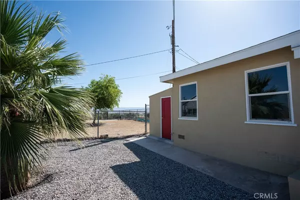 Needles, CA 92363,1516 4th ST