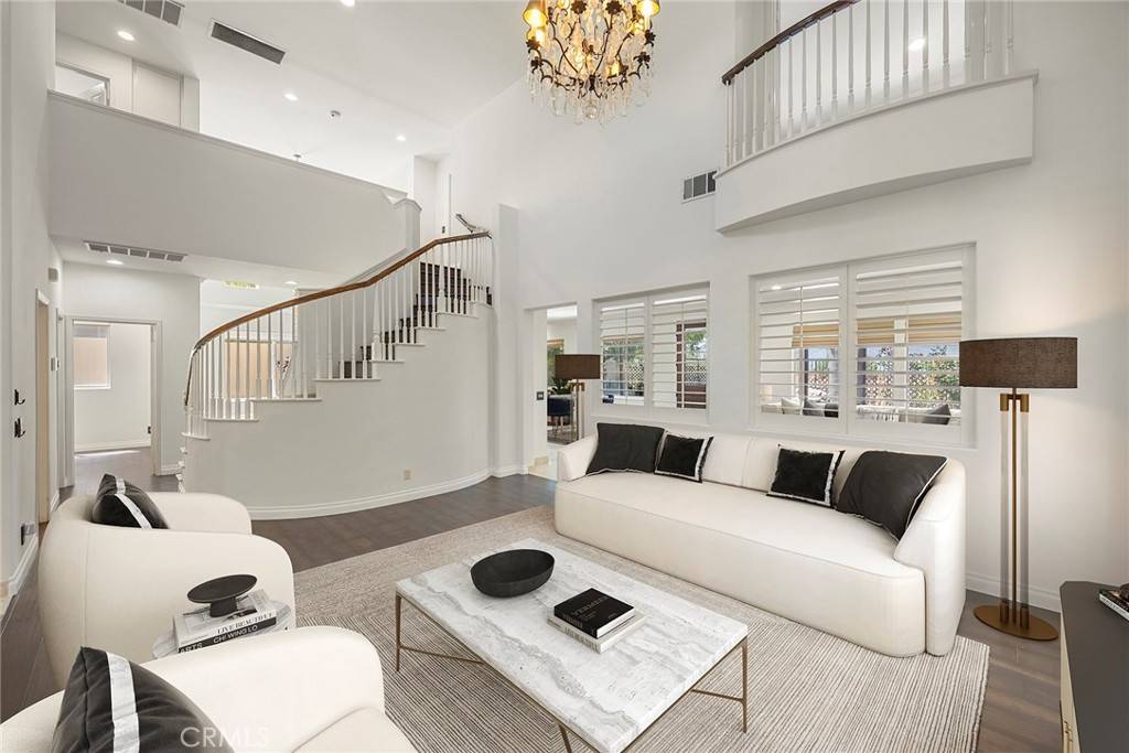 Anaheim Hills, CA 92808,8805 E Fallsview RD