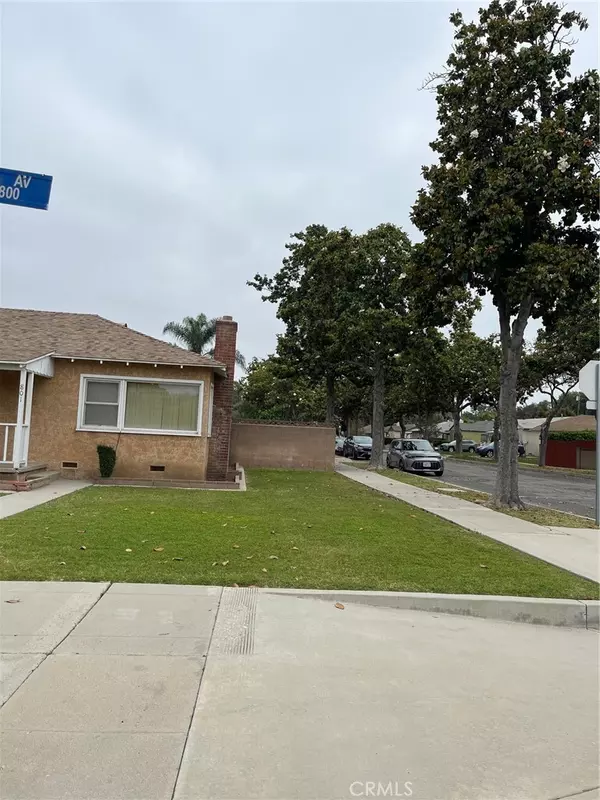 Fullerton, CA 92832,801 W Wilshire AVE