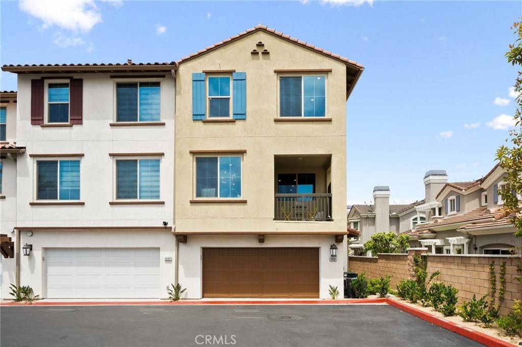 19101 Bluewave CT, Huntington Beach, CA 92648