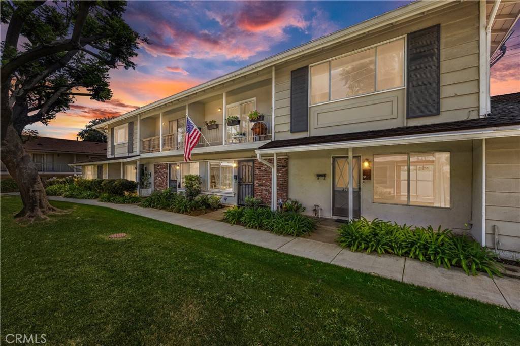 4534 Valley,  Yorba Linda,  CA 92886