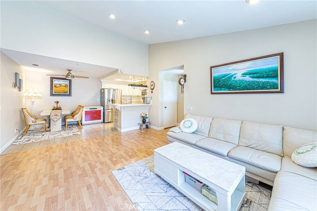 Stanton, CA 90680,10411 E Briar Oaks DR