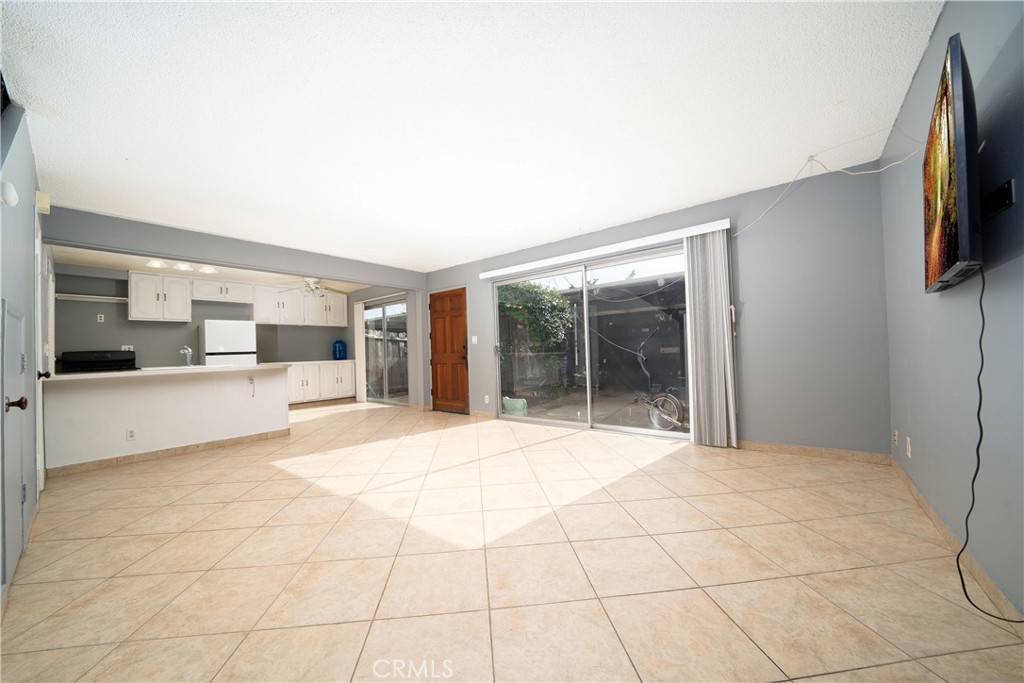 Tustin, CA 92780,16603 Townhouse DR
