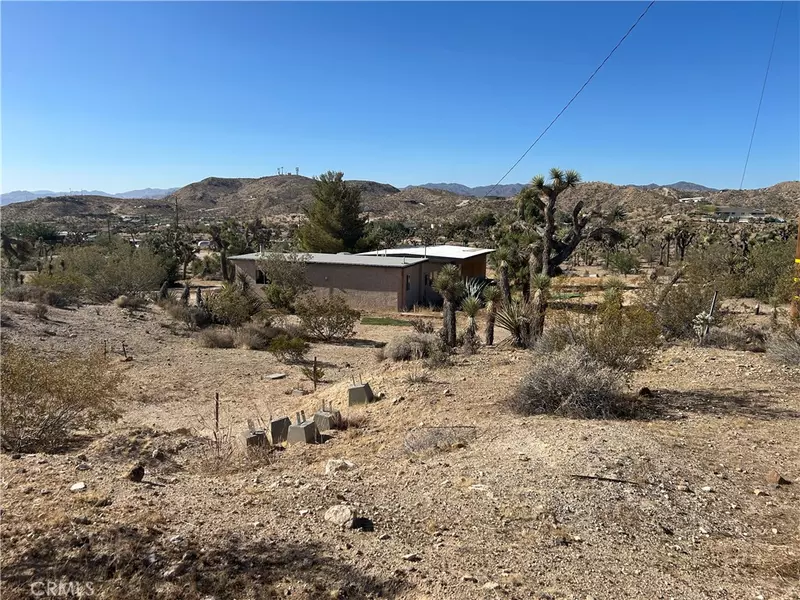 57976 Buena Vista DR, Yucca Valley, CA 92284