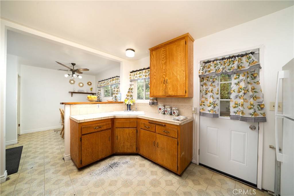 Riverside, CA 92503,4151 Overland ST
