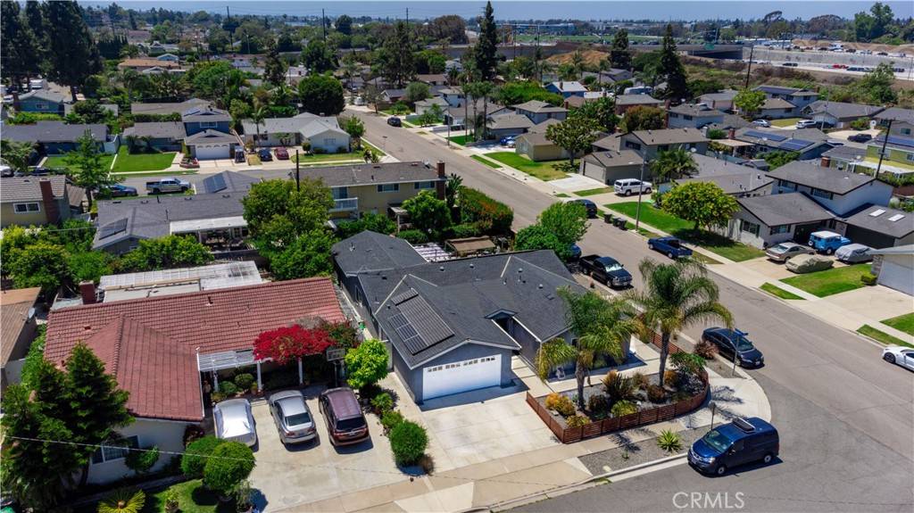 3125 Roosevelt Way, Costa Mesa, CA 92626