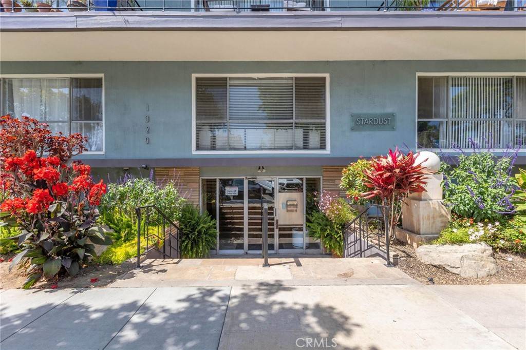 Long Beach, CA 90802,1329 E 1st ST #3
