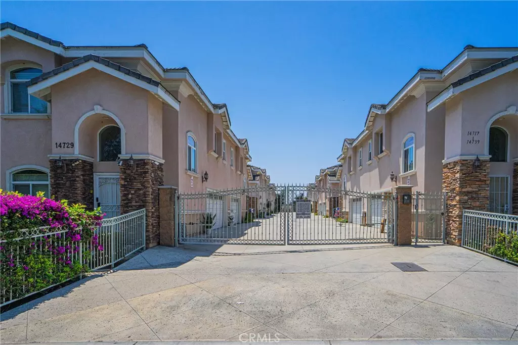 Gardena, CA 90247,14739 S Vermont AVE