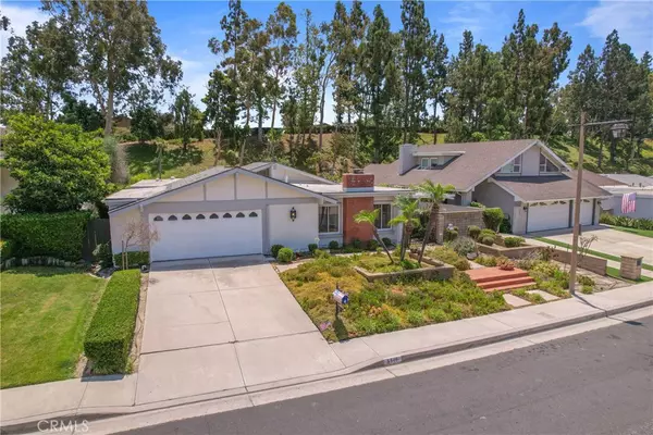 Anaheim Hills, CA 92807,6548 E Calle Del Norte
