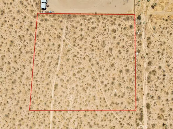Apple Valley, CA 92308,0 Barker RD