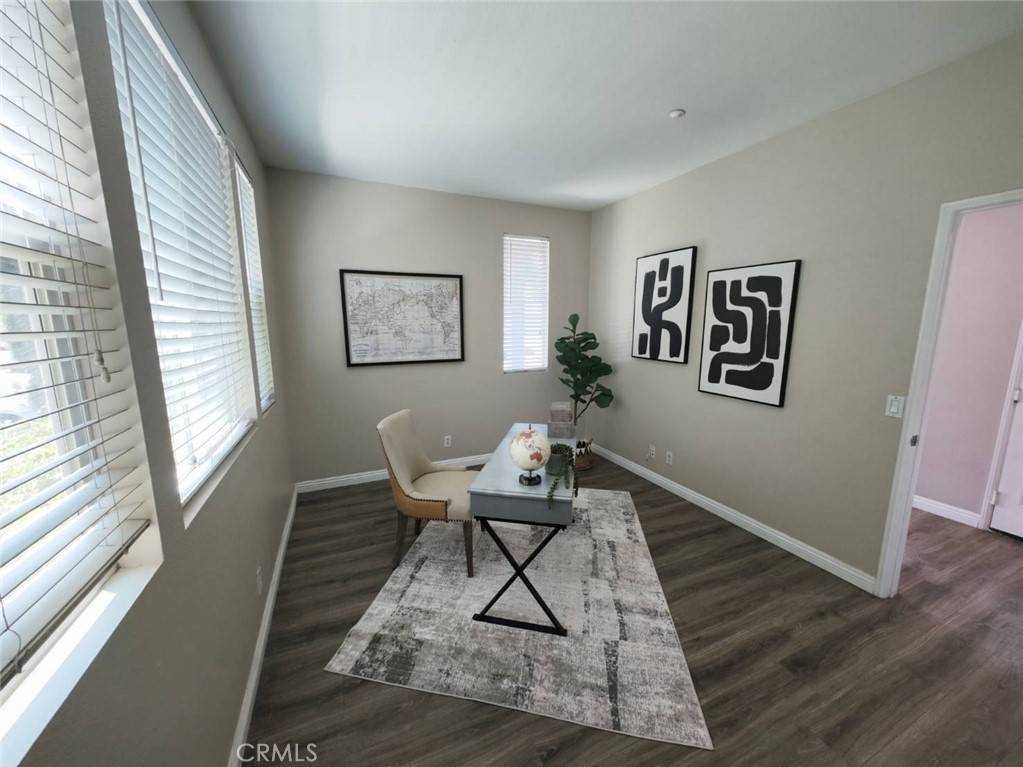 Tustin, CA 92782,90 Liberty ST