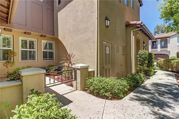 Yorba Linda, CA 92886,18954 Pelham WAY