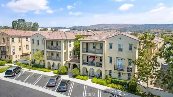 Brea, CA 92823,3382 Merida LN