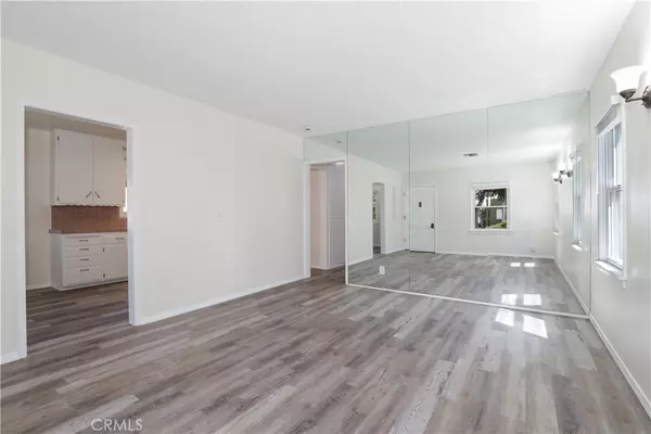 Long Beach, CA 90805,1325 E 55th ST