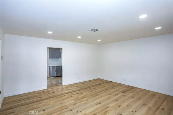 Brea, CA 92821,219 Olive PL