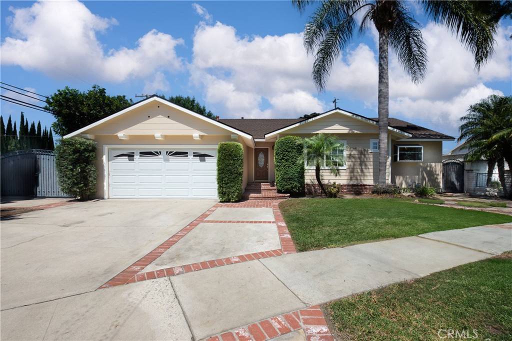 8001 Carnation DR, Buena Park, CA 90620
