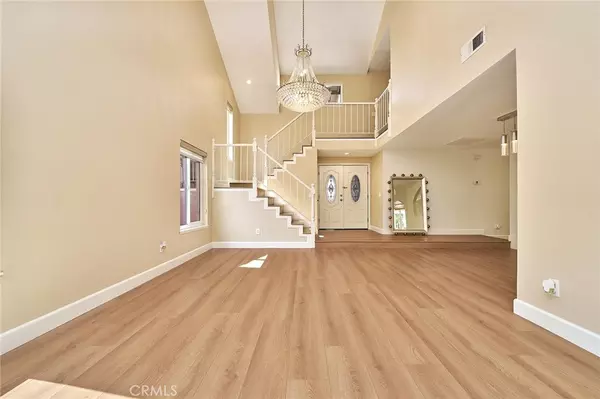Fullerton, CA 92833,2126 Foxwood PL